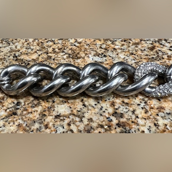 STUNNING Juicy Couture Chain Bracelet with Pave Crystals Link - Picture 10 of 10